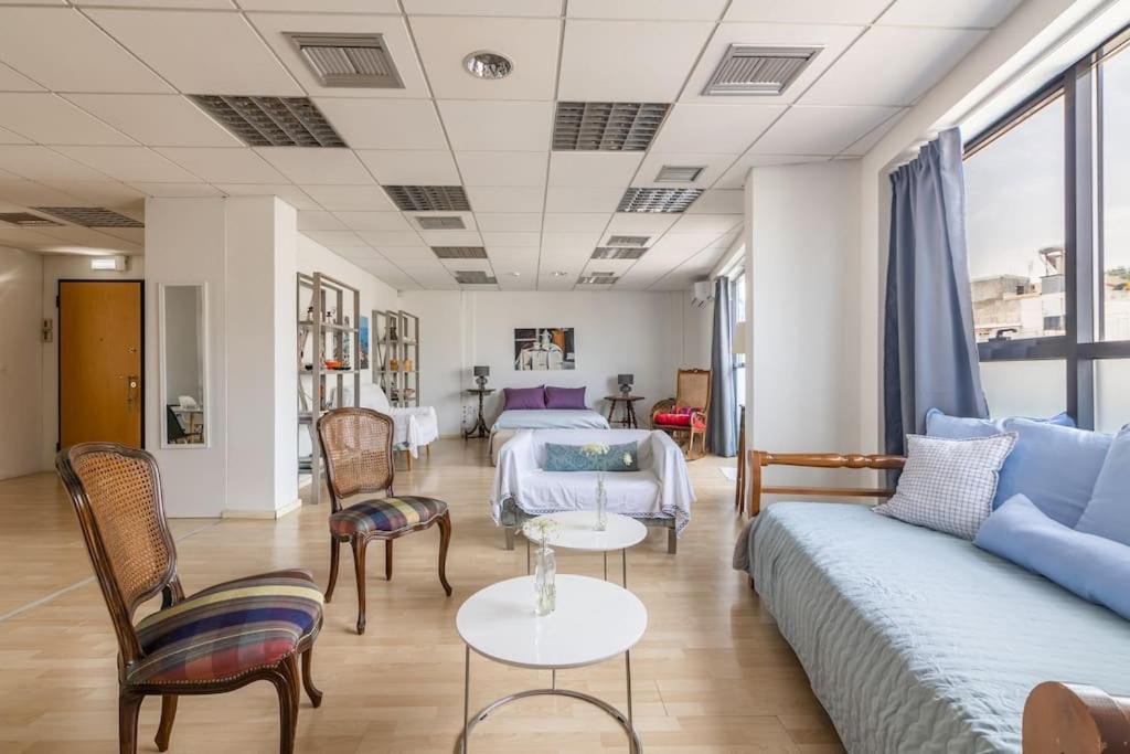 Downtown Spacious Loft Apartment Just 3 Minutes From City Centre Iraklio Eksteriør billede