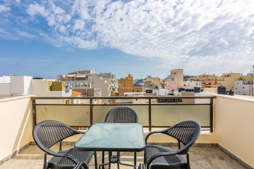 Downtown Spacious Loft Apartment Just 3 Minutes From City Centre Iraklio Eksteriør billede