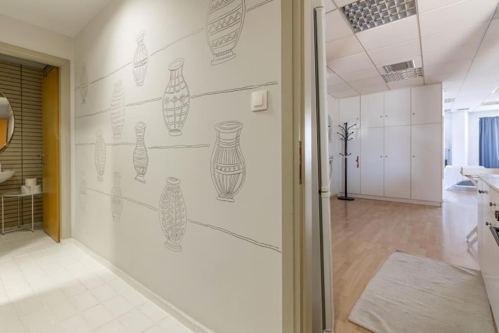 Downtown Spacious Loft Apartment Just 3 Minutes From City Centre Iraklio Eksteriør billede