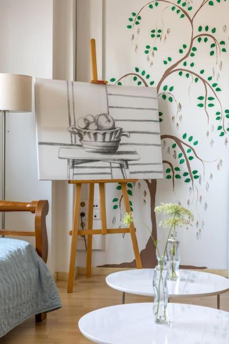 Downtown Spacious Loft Apartment Just 3 Minutes From City Centre Iraklio Eksteriør billede
