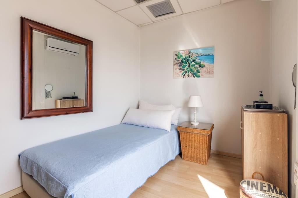 Downtown Spacious Loft Apartment Just 3 Minutes From City Centre Iraklio Eksteriør billede